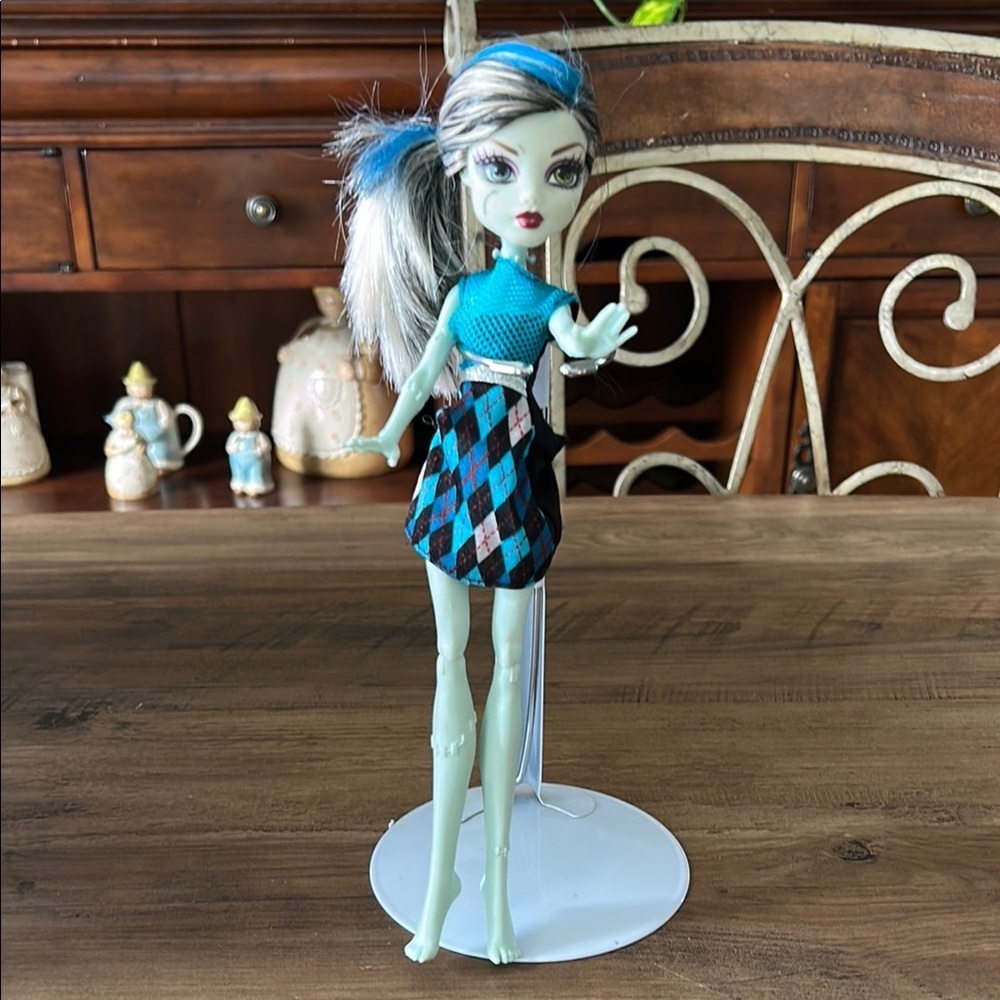 🔥🔥2008 Monster High Doll Frankie Stein Doll